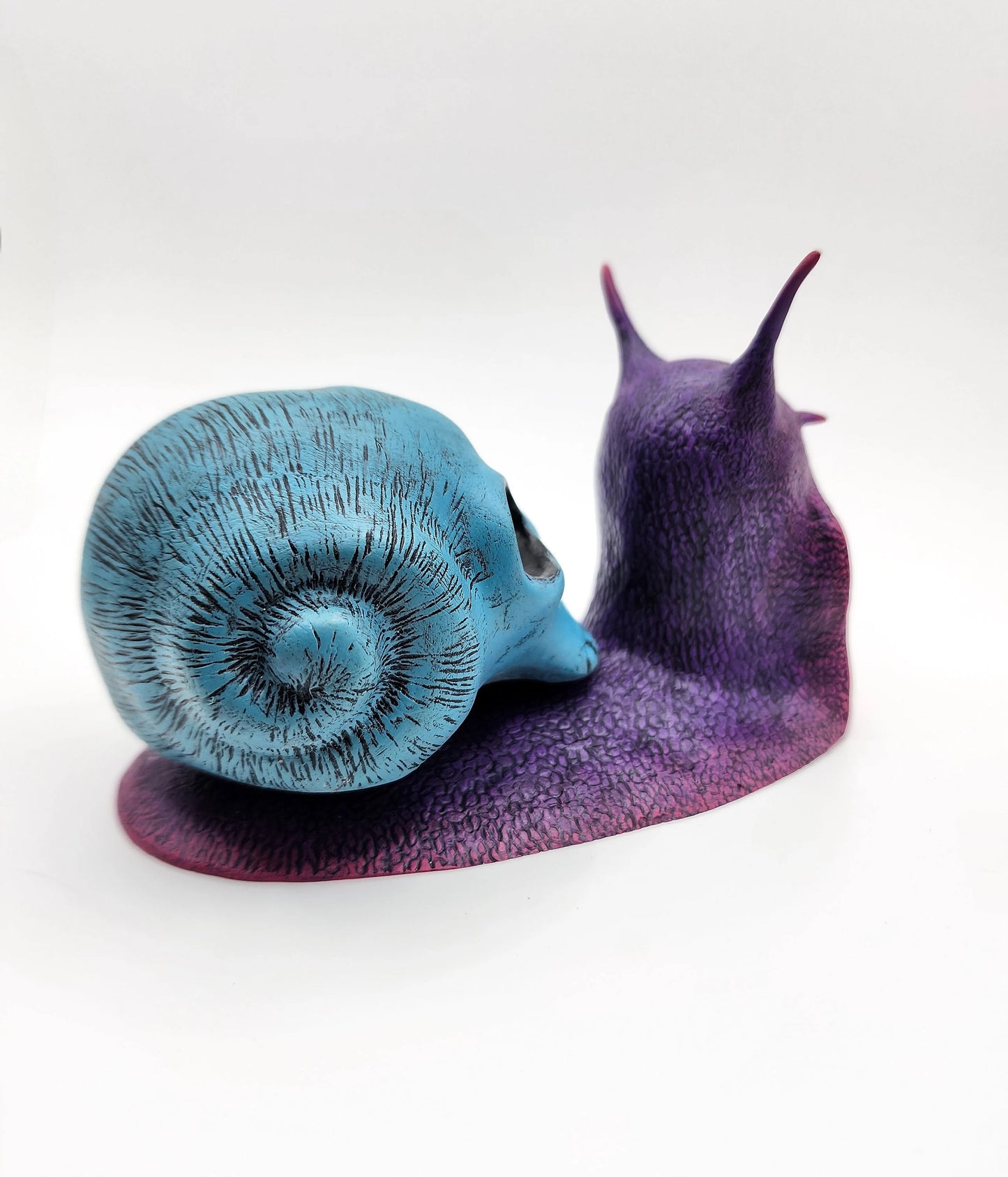 Skull_Snail_Sculpture